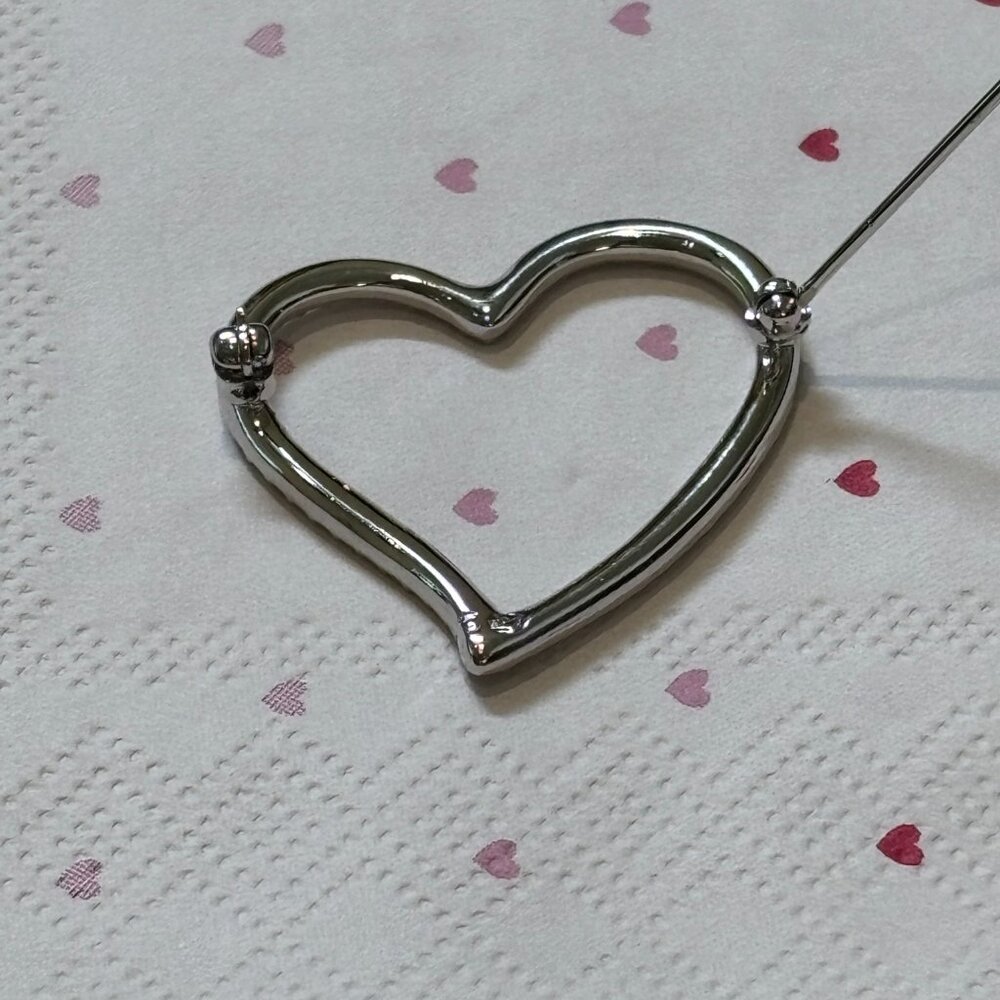 Vintage Silver Tone Clear rhinestone Heart Brooch - Picture 7 of 15